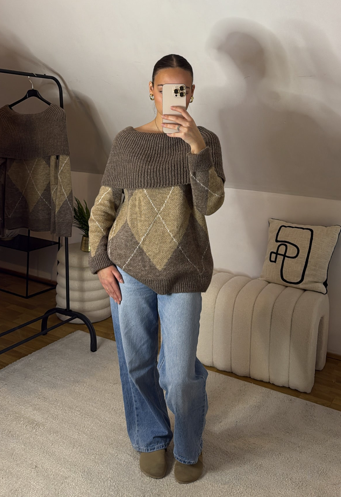 Pull vintage épaules dénudées