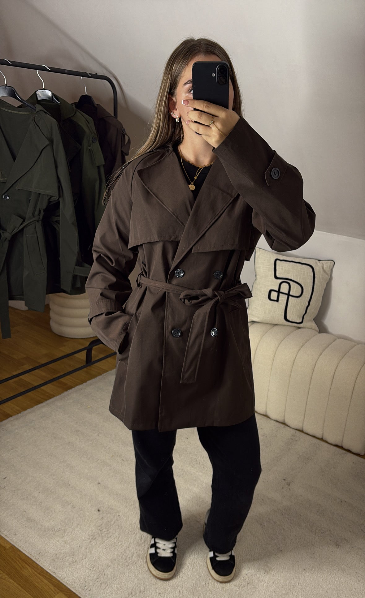 Trench mi-long avec ceinture